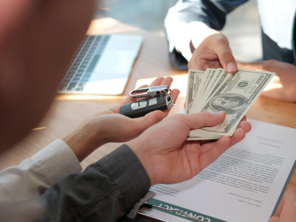 镇江讨债公司分享债务纠纷解决途径对比：诉讼与委托催收的成本收益分析